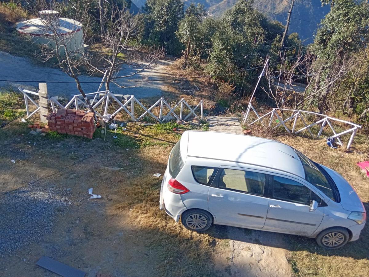 In Apple Estate Kanatal - Himalayan View Resort With Courteous Staff Zewnętrze zdjęcie