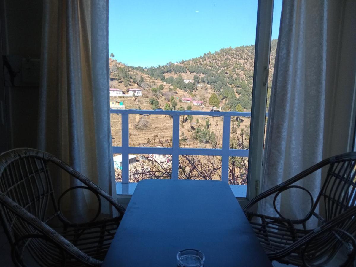 In Apple Estate Kanatal - Himalayan View Resort With Courteous Staff Zewnętrze zdjęcie