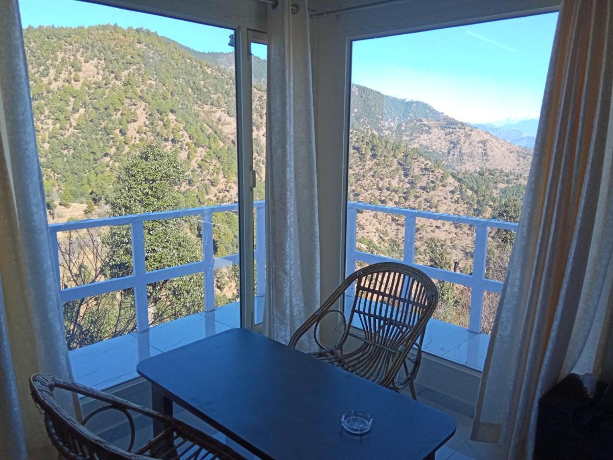 In Apple Estate Kanatal - Himalayan View Resort With Courteous Staff Zewnętrze zdjęcie